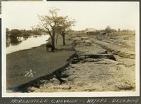 Moreauville crevasse-waters receding