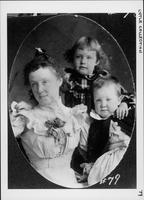 Portrait of Howard Lytle's wife, Lillie Dickenson with their children, Andrew David Lytle, Jr., and Mary Sue Lytle.