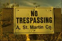 No tresspassing sign