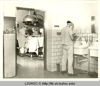 Operating room 4 and Scrub room