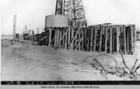 Oil derrick in Red River Parish Louisiana around 1916
